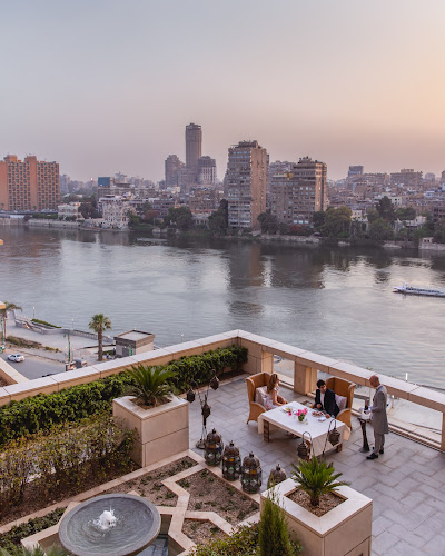 Sirocco Restaurant & Pool Bar