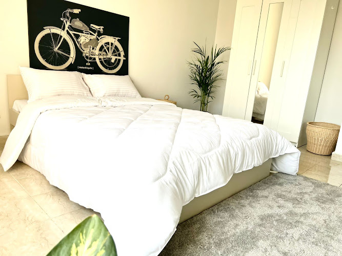 White bear hotel