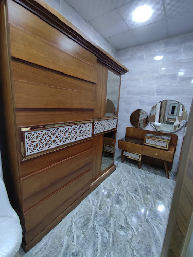 Moris Furniture