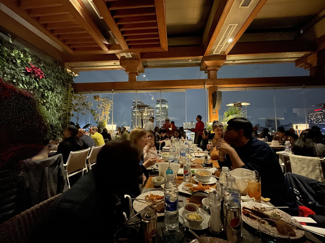 Crimson Bar & Grill