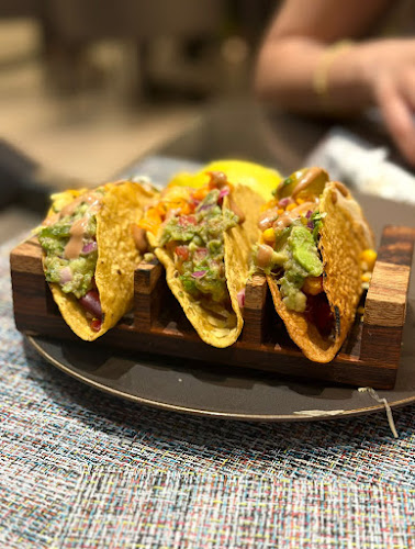 Guaco Restaurant & Cafe