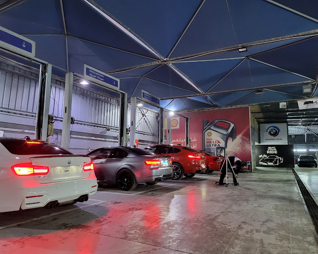 مركز خدمة بي ام دبليو M Customz M فرع نصر 90 الشمالي