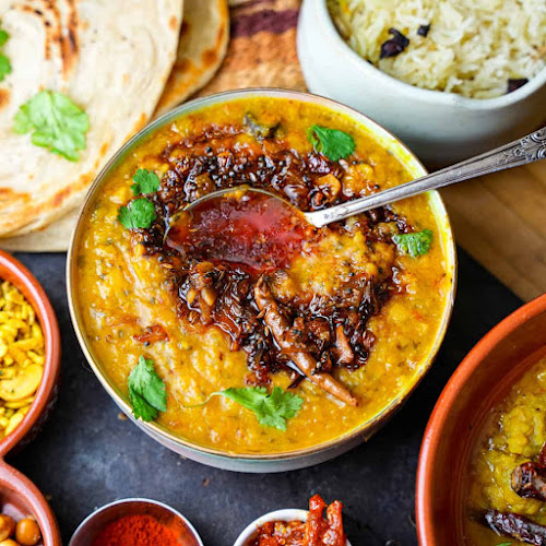 LUCKNOWI INDIAN CUISINE