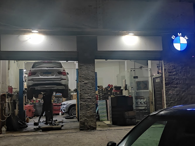 BMW Service