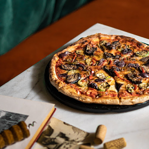 Jade Pizza