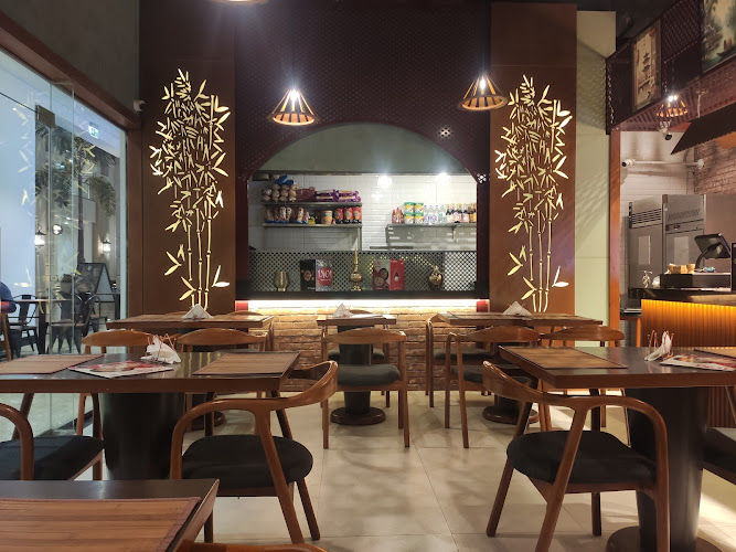 Toki restaurant Asian food & sushi