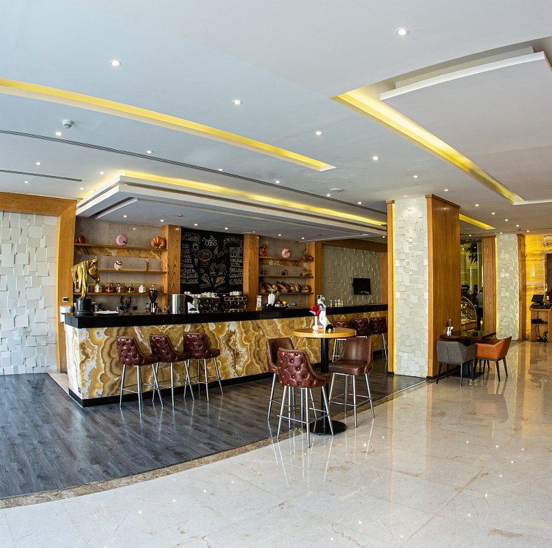 Oasis lounge