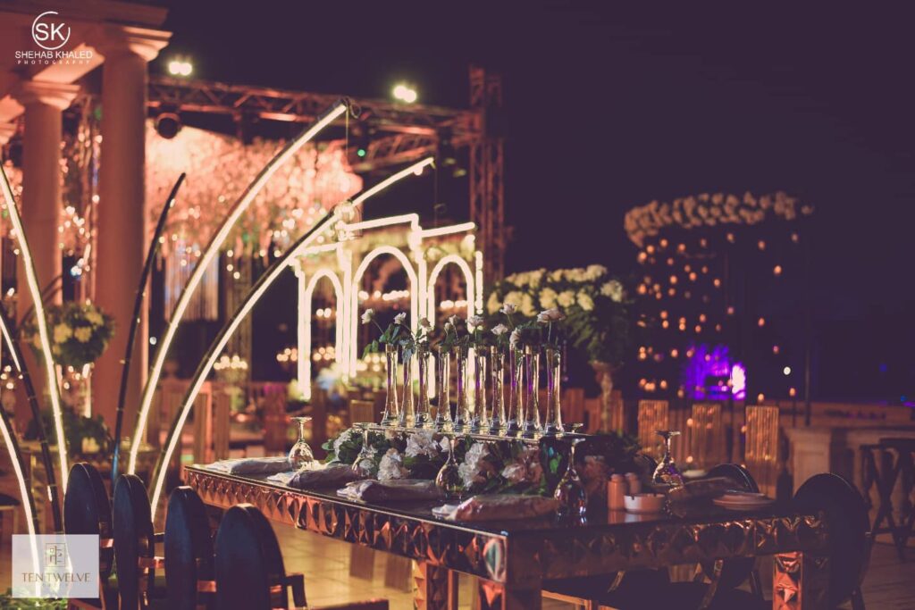 عشرة اثني عشر حدثًا