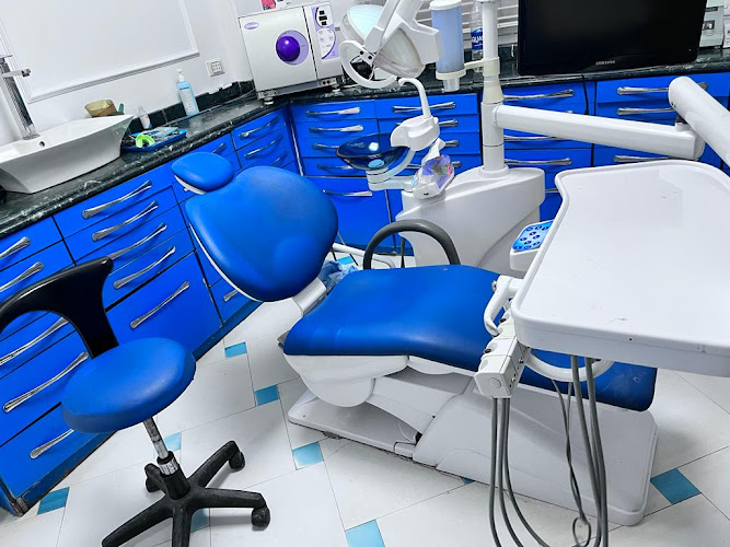 Professor Dr. Lotfi Al-Kilani, Professor of Oral and Maxillofacial Surgery, Skull and Implant Dentistry