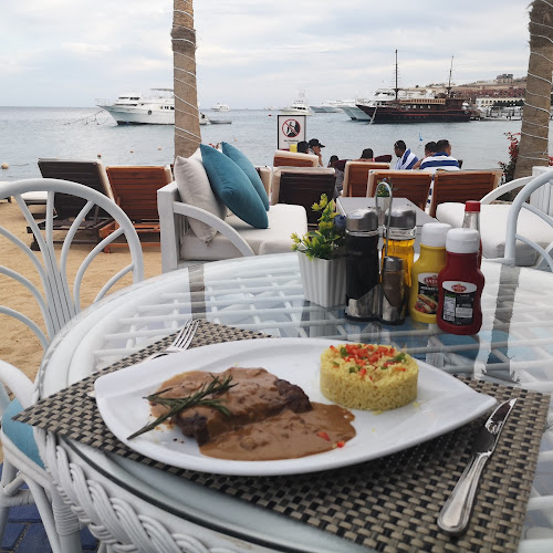 SeaFront Cafe & Restaurant