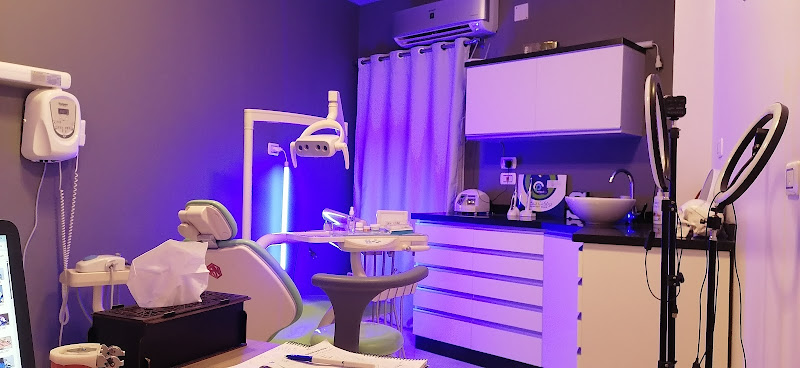 Sandy’s Dental Care – Dr. Sandy’s Clinic