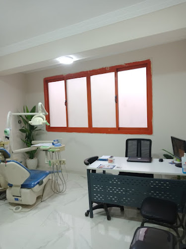 عيادة د. عمرو جابر لطب الأسنان