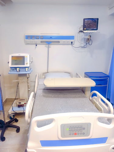 Dr. Mohamed Waheed’s Critical Care Unit