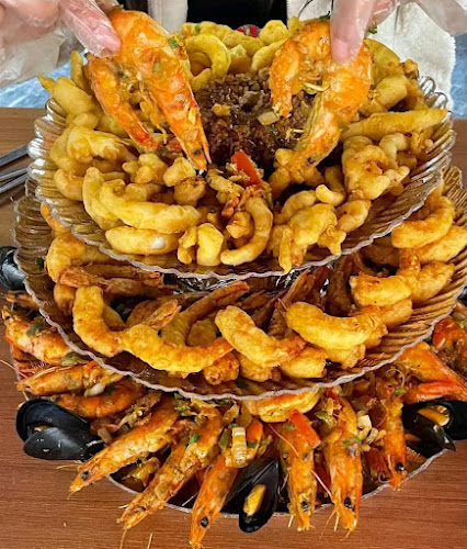 Golden Lobster Restaurant