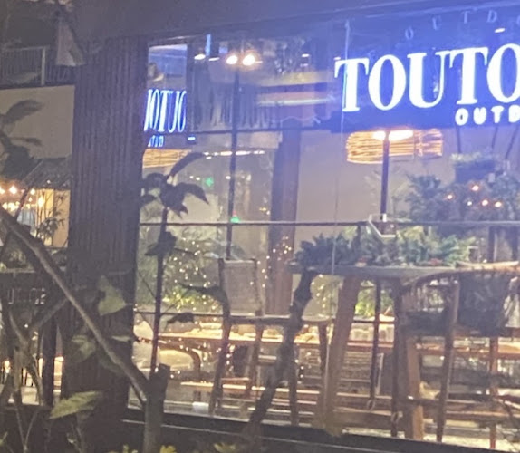 Toutoungi Outdoor Living