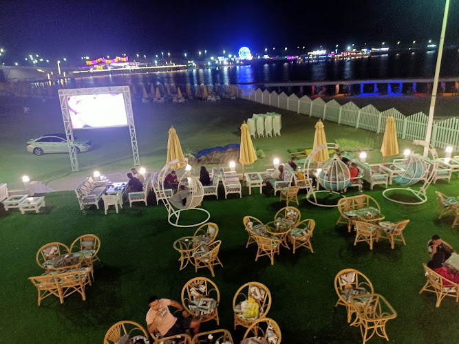 Romel Bay Cafe