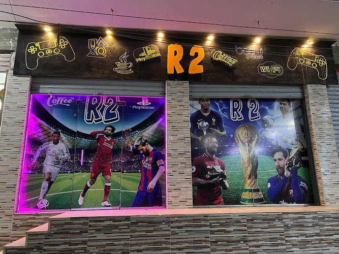 R2 PlayStation and Cafe