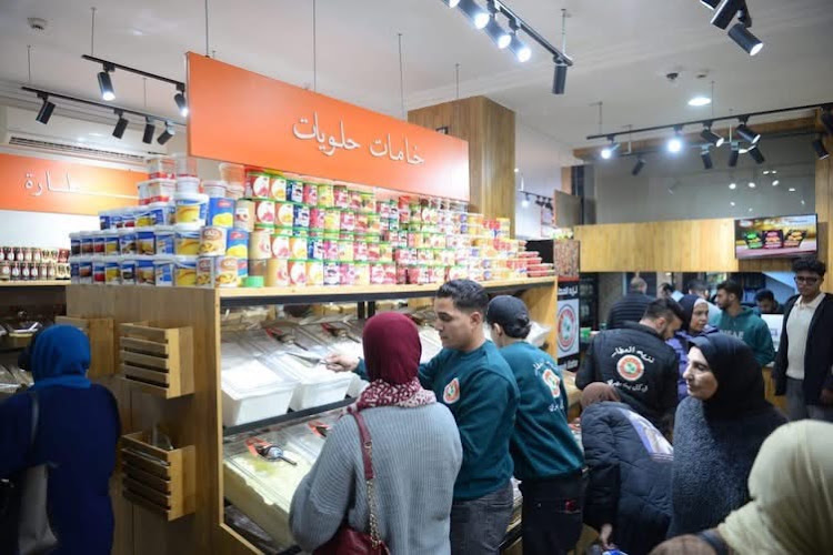 نزيه العطار نزيه العطار