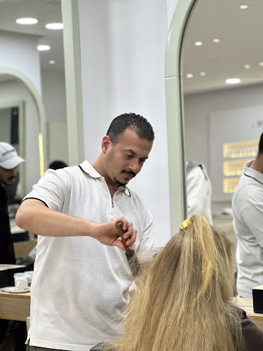 KA – MI hair & beauty lounge