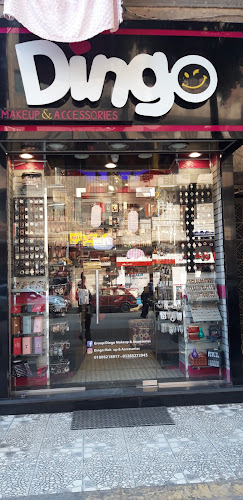 Dingo Makeup & Accessories
