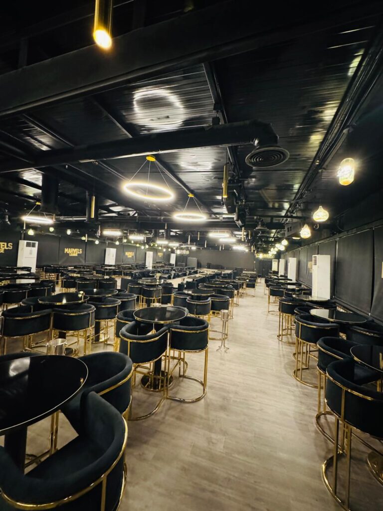 Marvels lounge