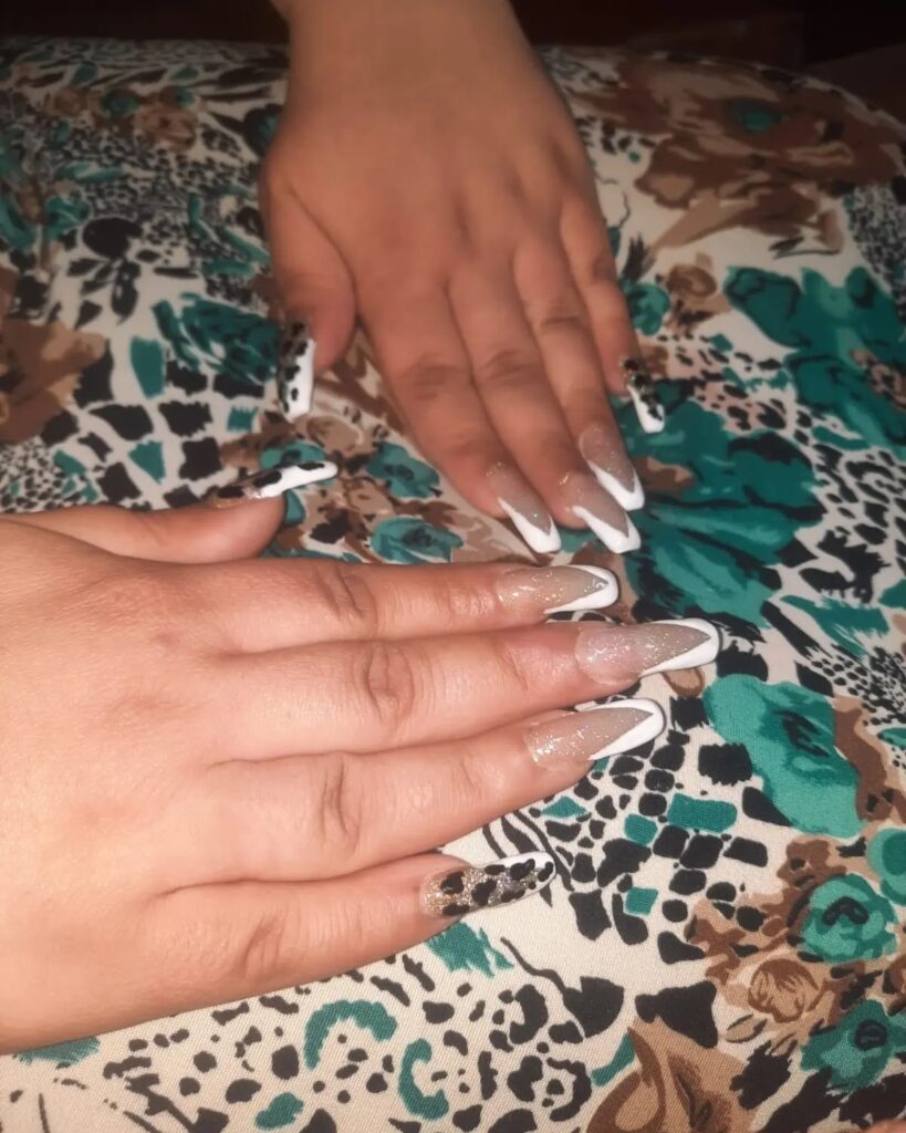 AwCute Beauty Bar for Nails & more