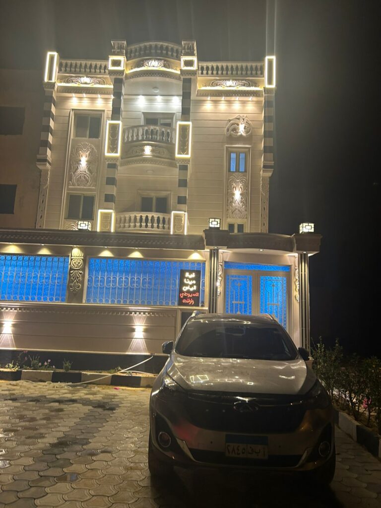 اداري/ حسين سعيد بيومي