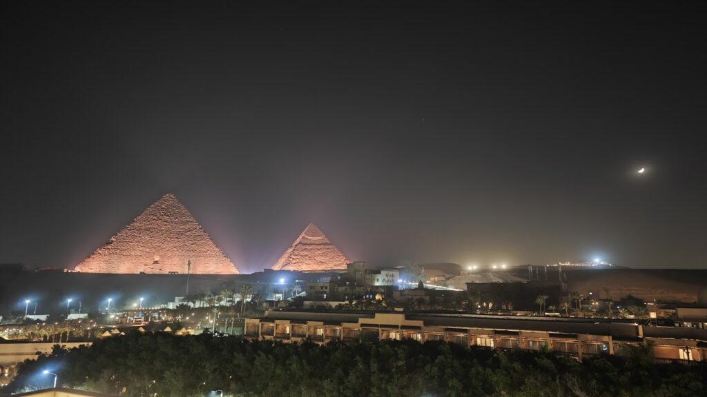 منظر أهرامات دودو
