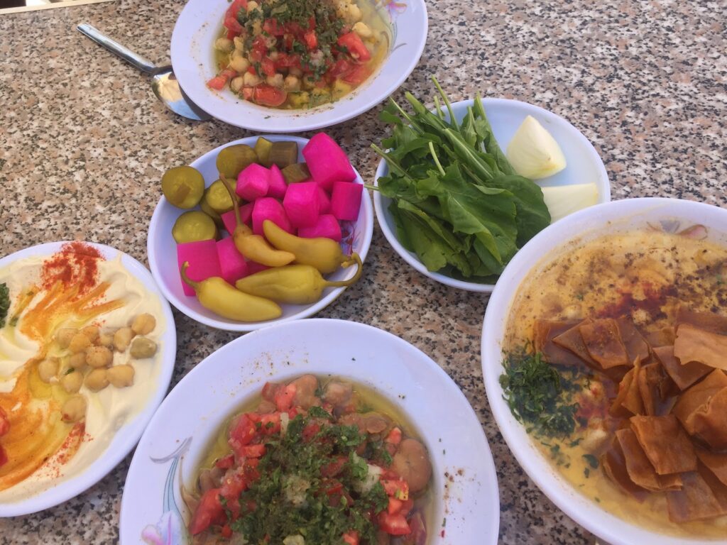 مطعم البين