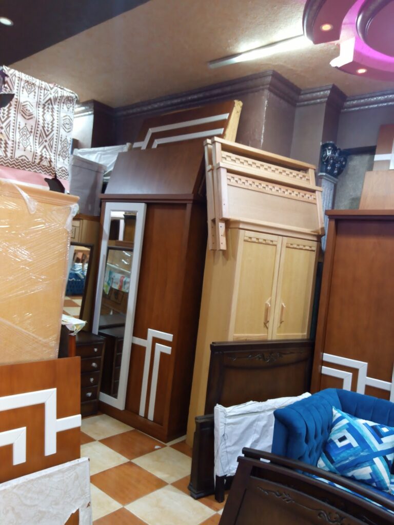 معرض موبايلات الزنتاني