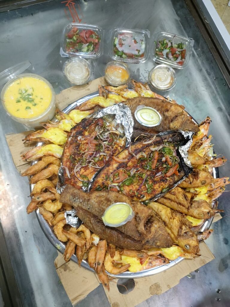 مطعم اسمك ابطال