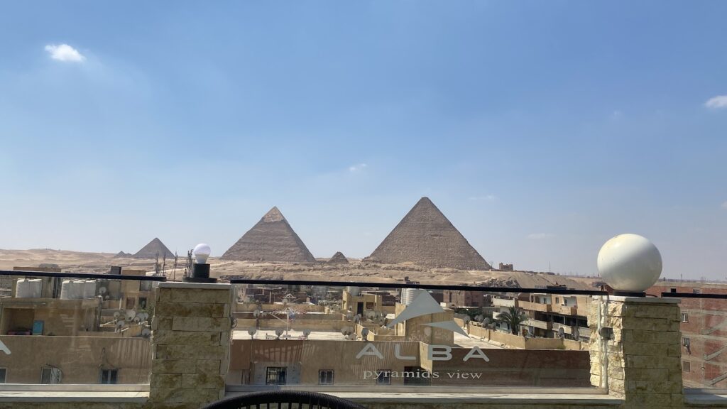 فندق ألبا بيراميدز فيو