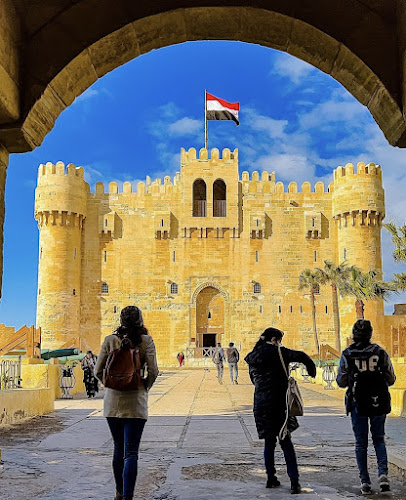 جولات سياحية خاصة وجماعية في الإسكندرية – مرشد سياحي محلي في الإسكندرية