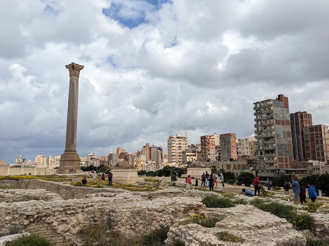 معبد سيرابيوم الإسكندرية