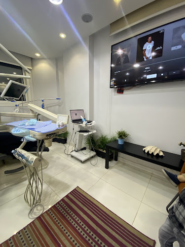 Klinics – Dr. Karim Fahmy Dentist & Dental Center – Klinics Clinics Dr. Karim Fahmy for Cosmetic and Orthodontic Dentistry