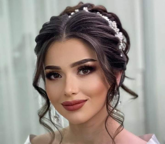 Joelle Women’s Hair Salon