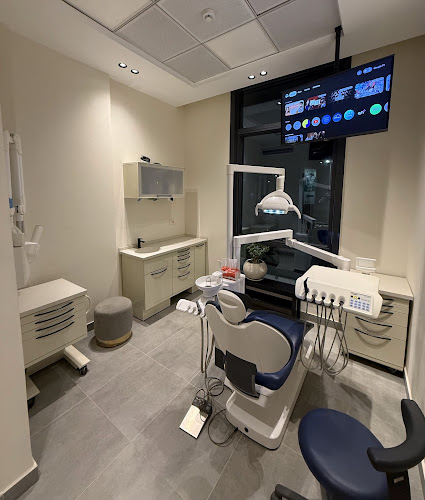 Ivoire Dental Clinic Dr. Mostafa Hegazy