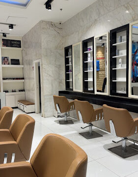 CjQKMFNuYXBjaGF0LzEzLjcyLjAuNTcgKGlQaG9uZTE3LDE7IGlPUyAyNi4yOyBnemlwKSAC