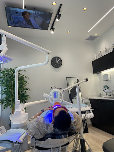 Estia Dental