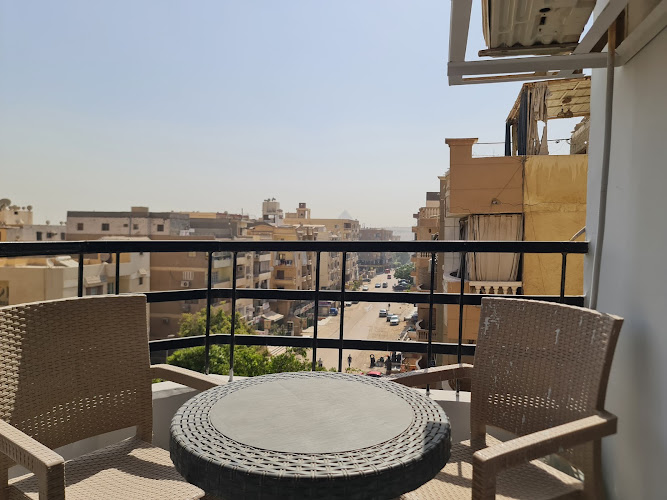 Pyramids Sunrise View Hotel