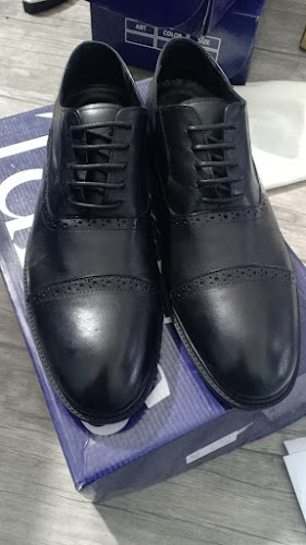 Tam’s Shoemaker