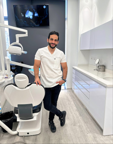 Dr. Amr Essam Dental Clinic