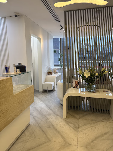 Zo Skin Centre 5A