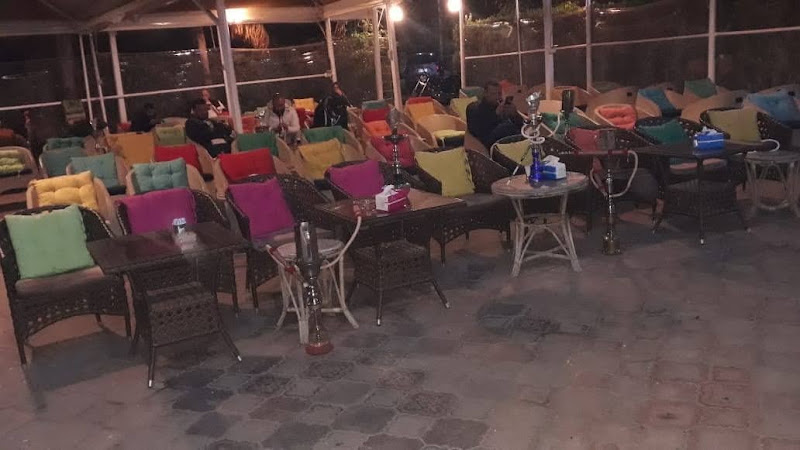 مقهى الأحلام