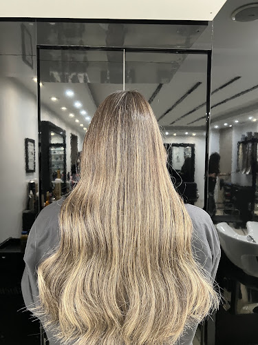 Macarius beauty salon
