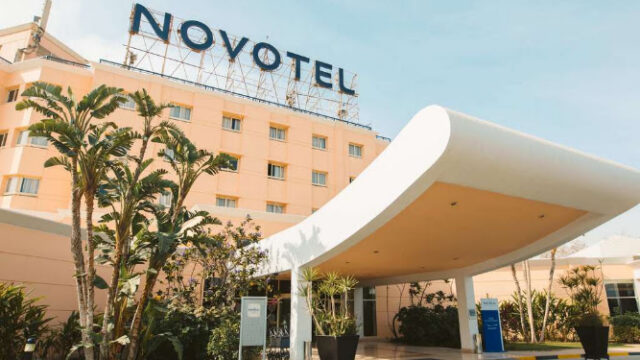 https://www.accorhotels.com/3359