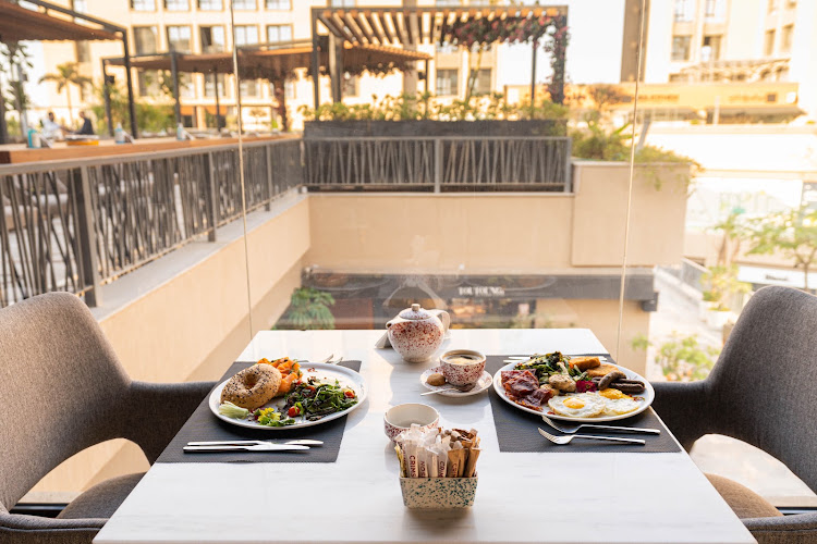Crimson Bar&Grill Arkan Plaza