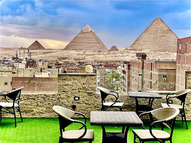 Linda Pyramids View
