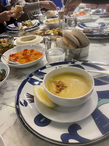 مقهى إم شريف بارك ستريت