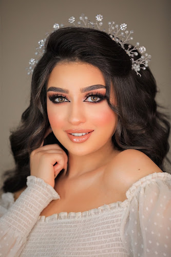 خبيرة التجميل توكا صقر